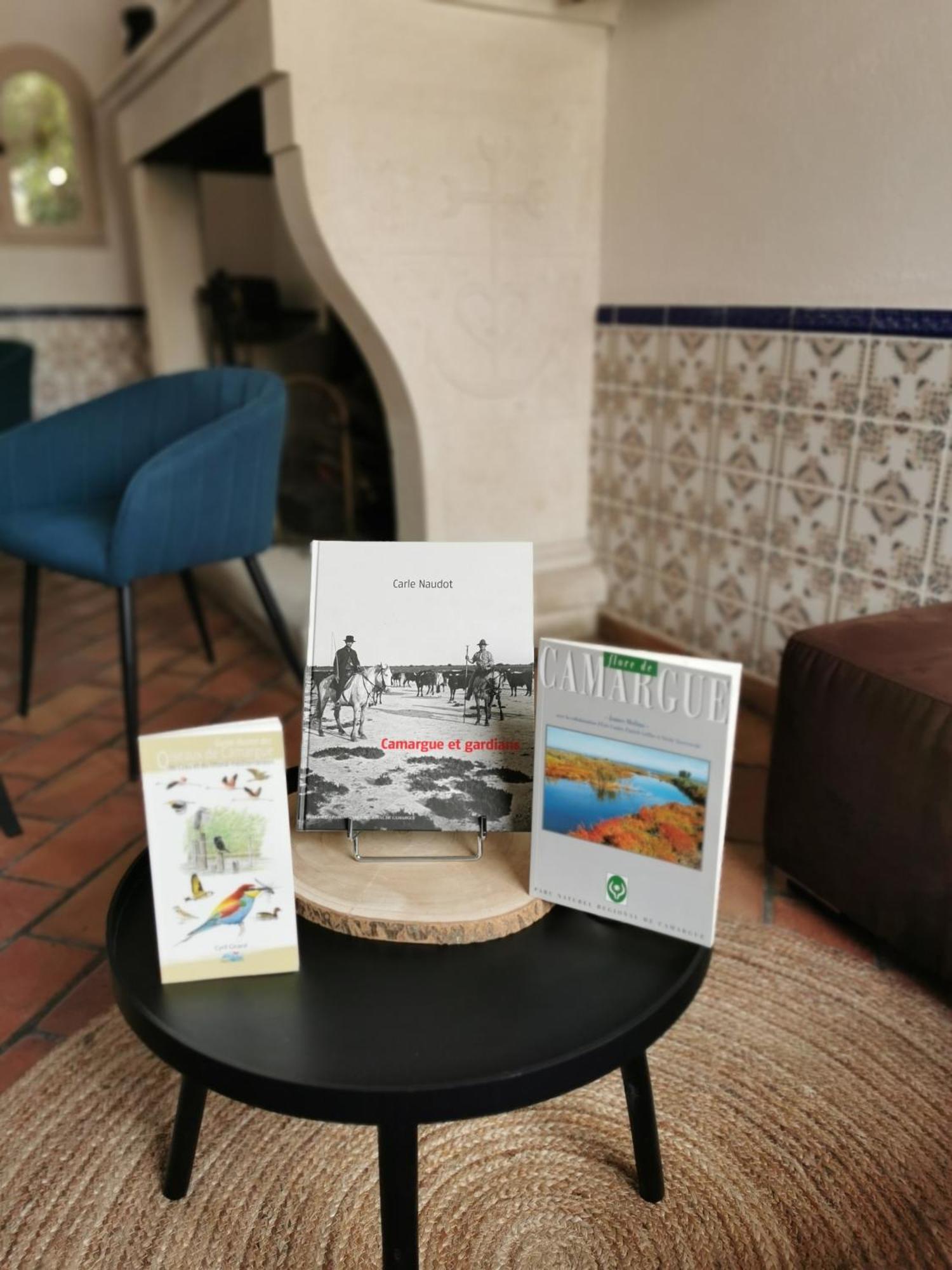 L'Auberge Camarguaise Saintes-Maries-de-la-Mer Exterior foto