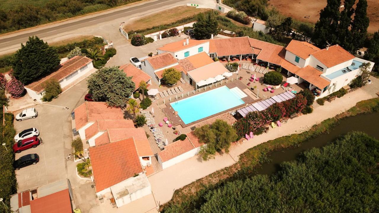 L'Auberge Camarguaise Saintes-Maries-de-la-Mer Exterior foto